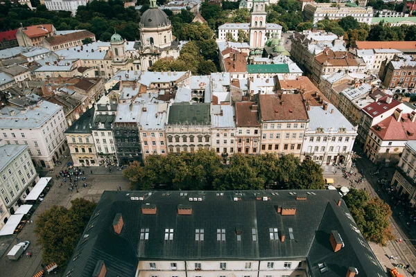 Мальовничим видом Львова — стокове фото