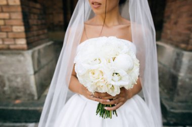 beyaz düğün buketi