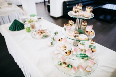 düğün kutlama masada açık büfe