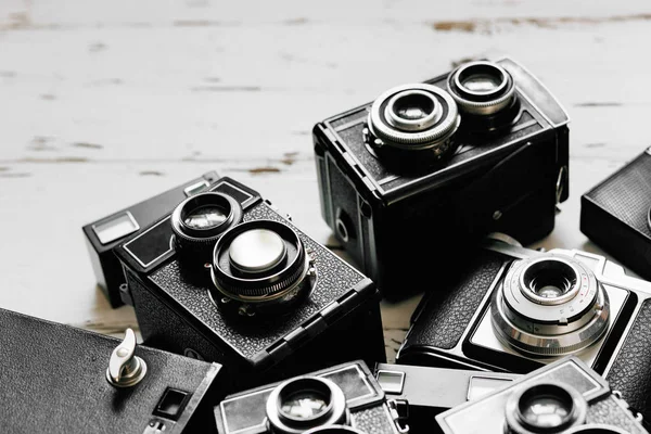 Vecchie fotocamere — Foto Stock