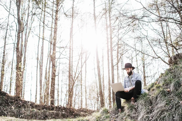 Handsome bearded young man — Stock Photo, Image