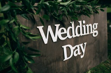 Düğün süslemeleri Wood