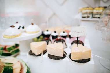 Tablo çöllerinde, tam düğün yemek için hazır çikolata, 