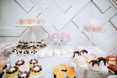 Tablo çöllerinde, tam düğün yemek için hazır çikolata, 