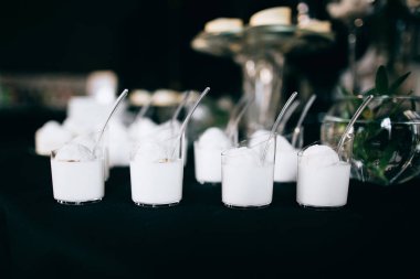 Düğün yemek için hazır çikolata