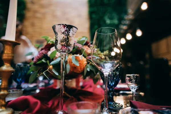 Tafel Vol Met Eten Geserveerd Voor Bruiloft Diner — Stockfoto