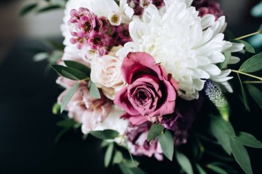 Gelin için güzel bir buket.