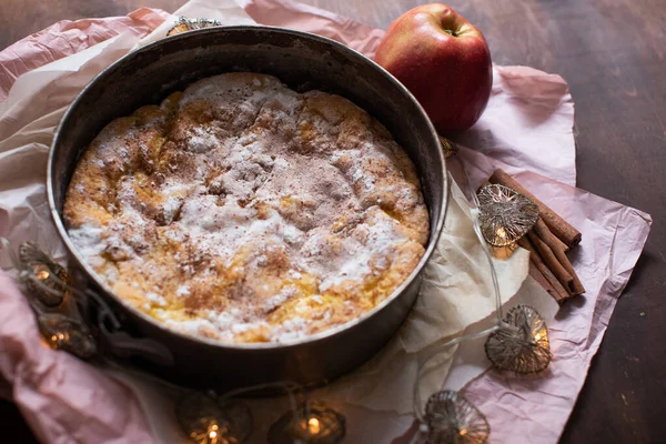 Homemade Pie Apples Cinnamon Dessert — Stock Photo, Image