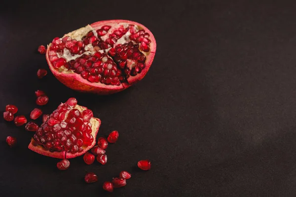 Fresh Tasty Sweet Peeled Pomegranate Red Seeds Dark Black Background — Stock Photo, Image