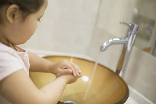 Pretty Little Asian Kazakh Girl Mask Washing Her Hands Person — Stock Photo, Image