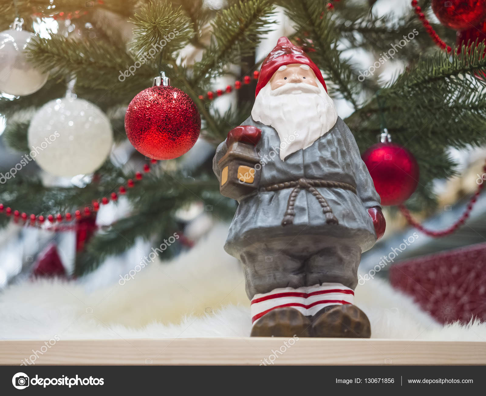 Santa claus lalki BoÅ¼ego Narodzenia Ornament ozdoba Xmas tree Element Holiday tÅ‚a — ZdjÄ™cie od viteethumb