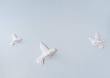 Beyaz kuşlar sanat nesnesi dekorasyon duvar