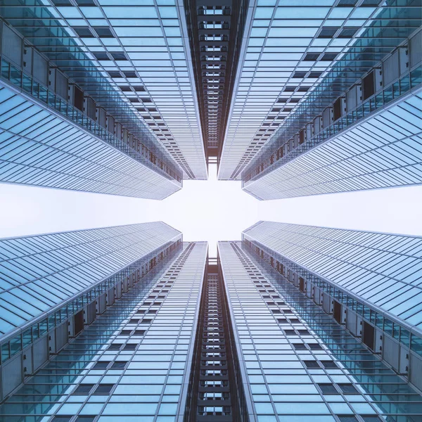Arquitetura detalha simetria de perspectiva de edifício moderno Futurista — Fotografia de Stock