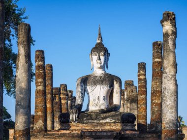 Sukhothai tarihi Park dünya mirası Tayland Buda heykeli Pagoda mimari sütunlar