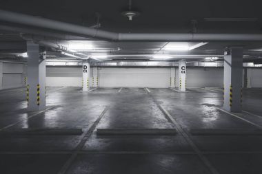 Otopark bina Bodrum underground boş