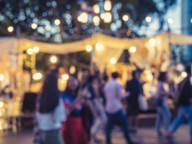 Festival olay parti açık Hipster insanlar arka plan bulanıklık