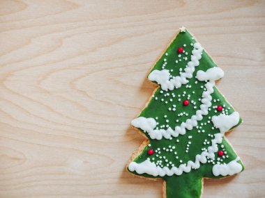 Noel Kurabiyesi Noel ağacı ahşap arka planda Tatil Festivali