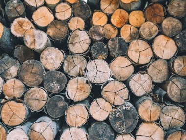 Ahşap deste depolama Çiftlik ambarı Doğa dokusu arka planı