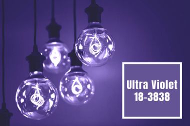 Tungsten filaman ilginç şekli ile Ultra Volet lambaların grup. 