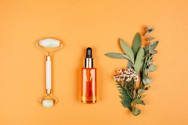 Modern apothecary with natural ingredients — Stock Photo, Image