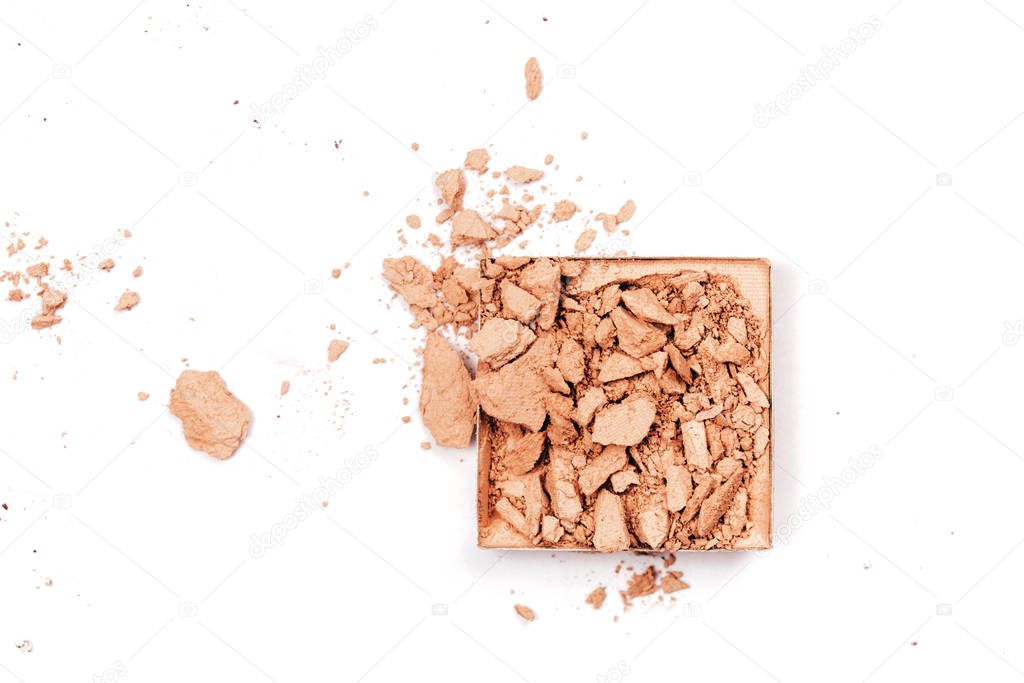 Brown crushed eyeshadows with shimmer.