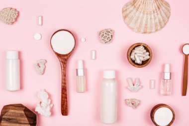 Farklı türde kolajen. Toz, kapsül, tablet ve sıvı.