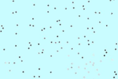 Düşen konfeti geçmişi. Parıltılar mavi renkli arka planda. Projeleriniz için şölen arkaplanı.