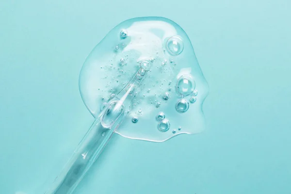 Pipette Mit Flüssiger Hyaluronsäure Auf Blauem Hintergrund Kosmetikkonzept Flach Lag — Stockfoto