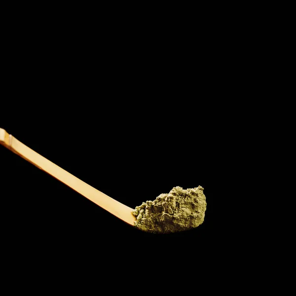 Special Bamboo Spoon Green Powdered Matha Tea Isolated Black Background — Stock Photo, Image