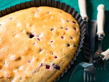 Vegan un kek çilek ile yazıldığını