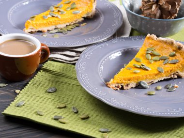 Kabak pasta tohumları ile dilim