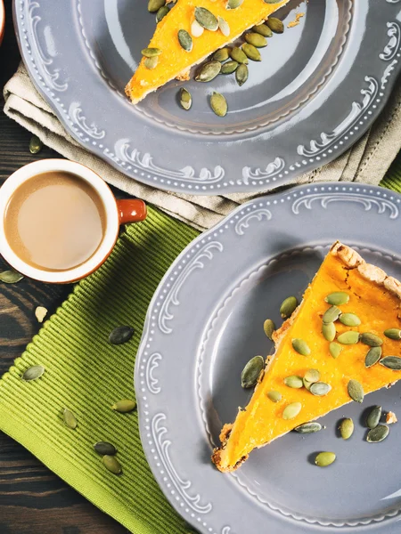 Kabak pasta ve kahve dilim