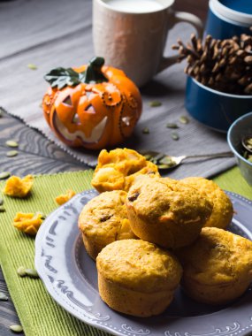 Kabak kepekli çörek