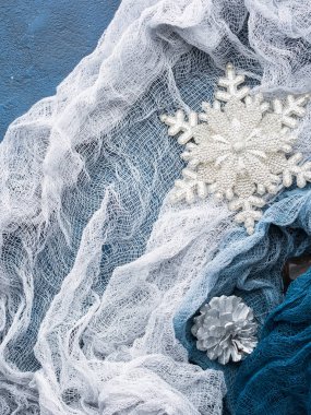 Kar tanesi ile Kış Noel arka plan