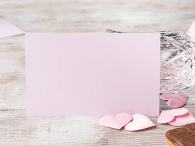 Romantik Tarih için boş pembe davet