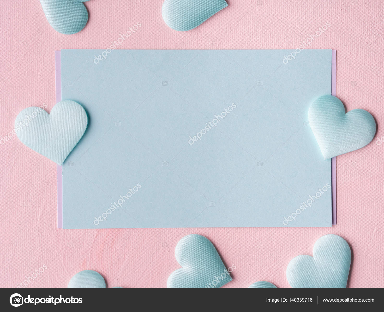 グリーン パステル カード ハート ピンクのテクスチャ背景 ストック写真 C Tenkende