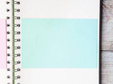 Açık Not Defteri ile metin doldurmak için boş sayfa