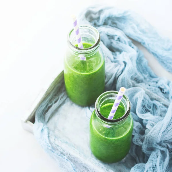 Healthy food concept green spinach smoothie breakfast — Stock Photo, Image