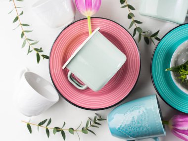 Bahar çanak çömlek kavramı Lale çiçek pastel renk ile