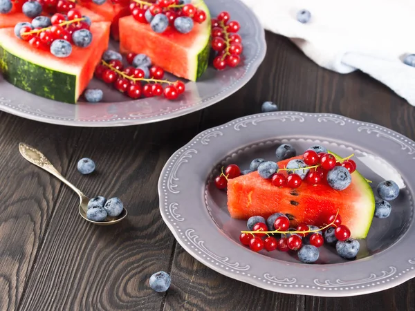 Çilek ile karpuz pizza pasta dilimi