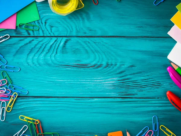 İleti örneği renkli okul işyeri çerçeve