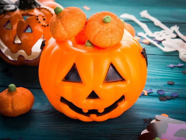 Cadılar Bayramı hüner ya da muamele etmek hala hayat