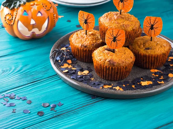 Kabak kekler Cadılar Bayramı çocuklar için parti