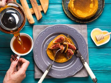 İncir ve ballı kabak krep yeme