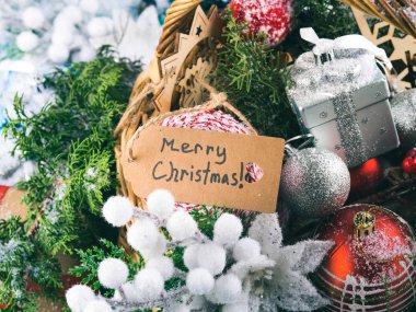 neşeli Noel tebrik kartı hediye