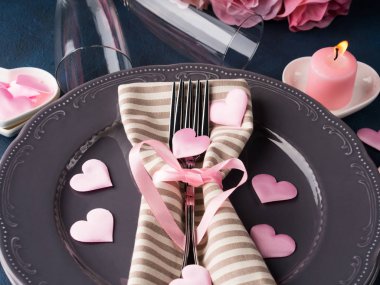 Sevgililer günü romantik tarih kavramı mumlar ile