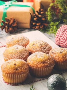 Noel krema şeker ile muffins pişirme