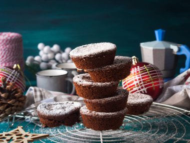 Krema şeker ile çikolata kış muffins