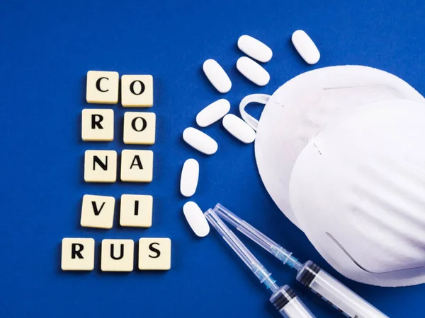 Coronavirus 2019-nCoV de Chine, masque, seringue — Photo