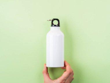 Zero waste metal reusable water bottle